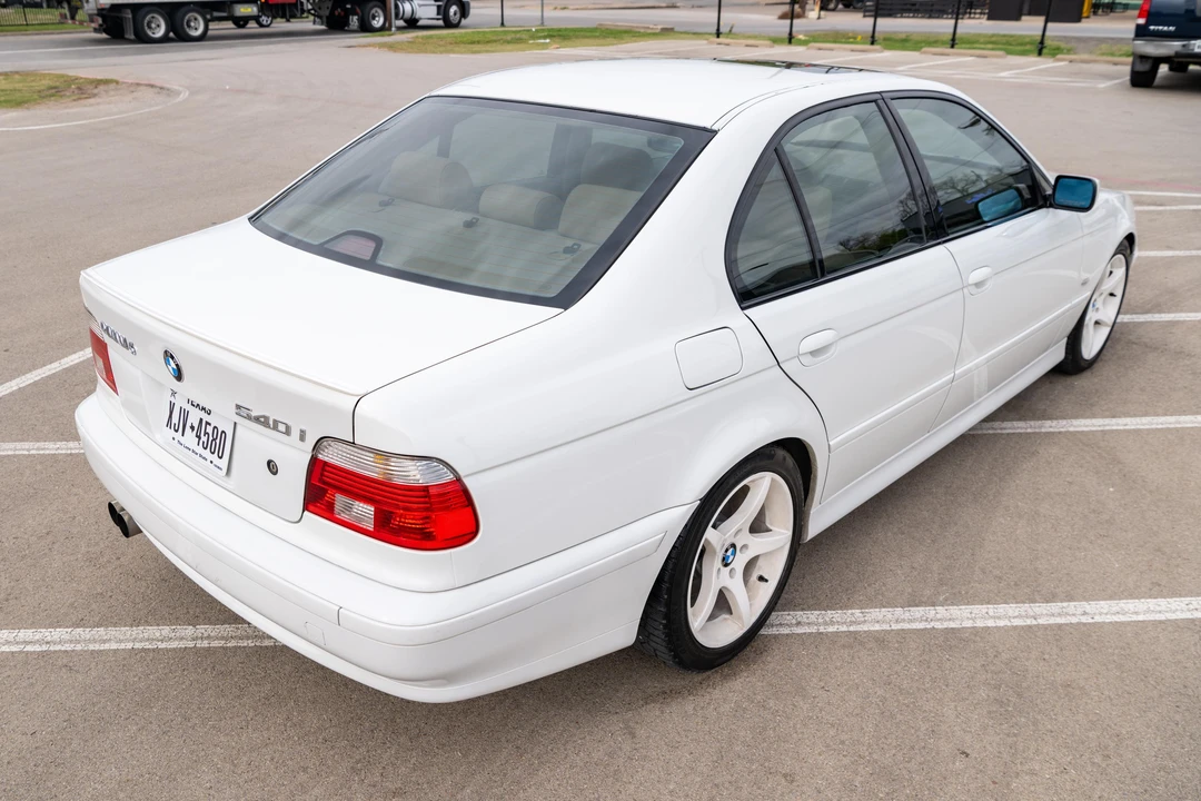 2001 BMW E39 540i - Image 8 of 31