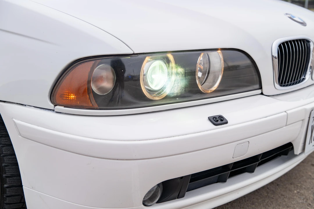 2001 BMW E39 540i - Image 13 of 31