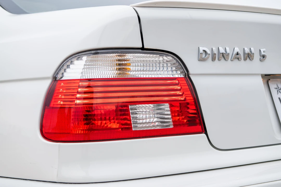 2001 BMW E39 540i - Image 25 of 31