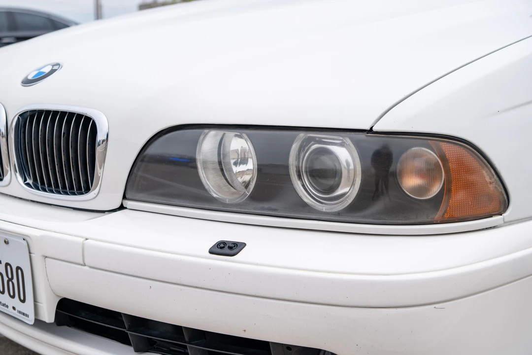 2001 BMW E39 540i - Image 15 of 31