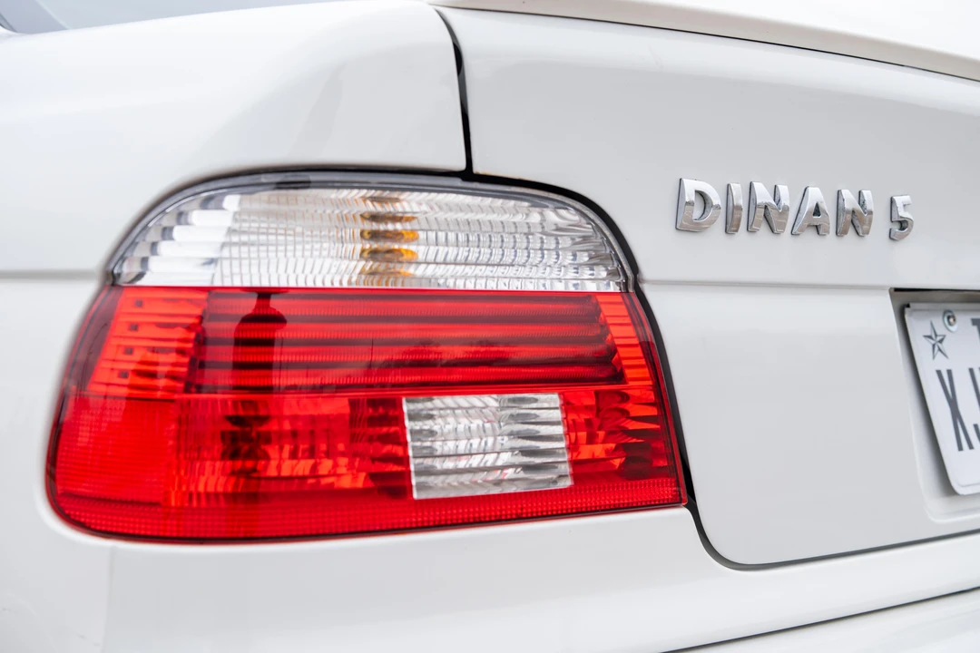 2001 BMW E39 540i - Image 24 of 31