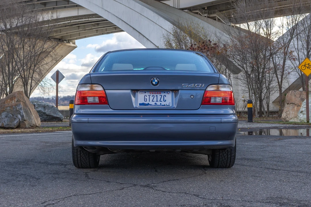 2001 BMW E39 540i - Image 27 of 31