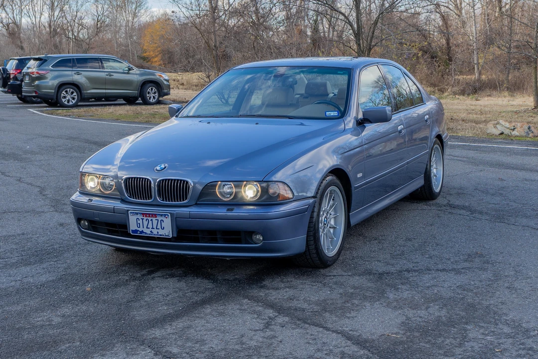 2001 BMW E39 540i - Image 10 of 31