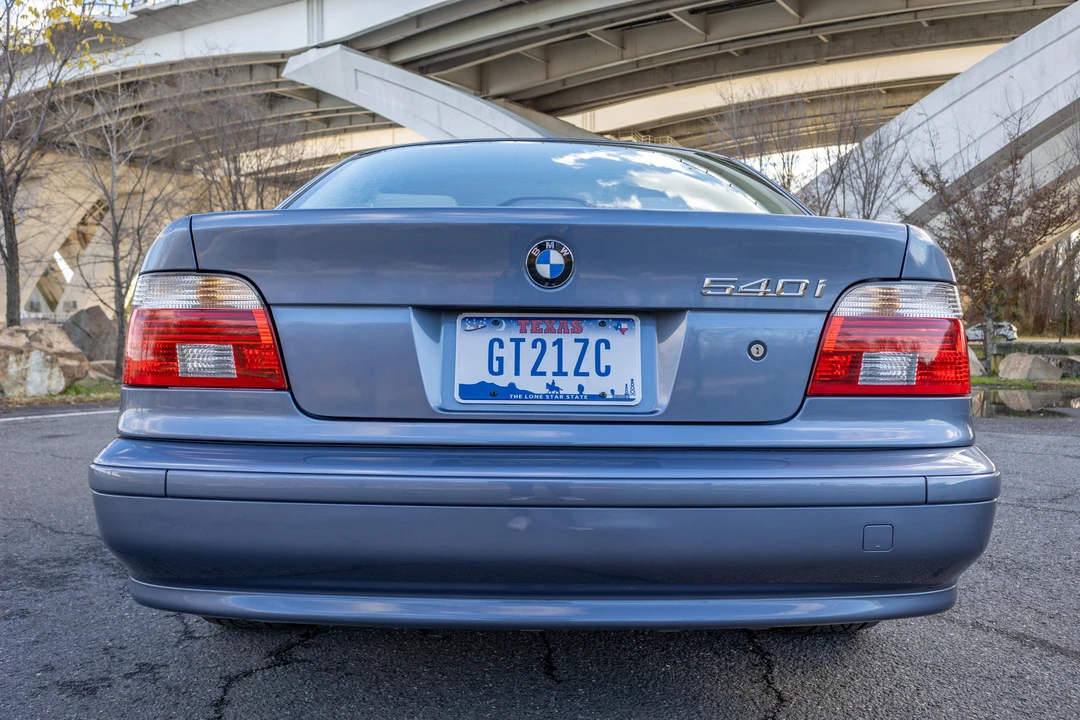 2001 BMW E39 540i - Image 28 of 31