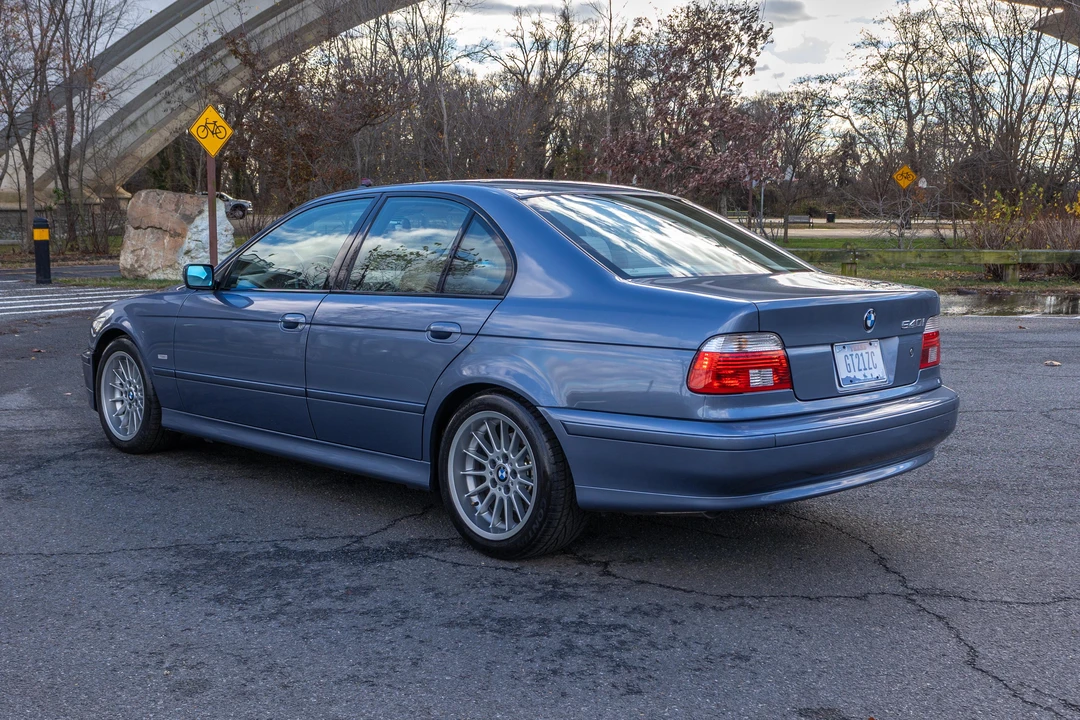 2001 BMW E39 540i - Image 24 of 31