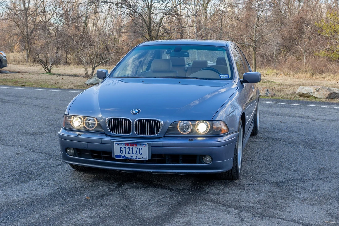 2001 BMW E39 540i - Image 9 of 31