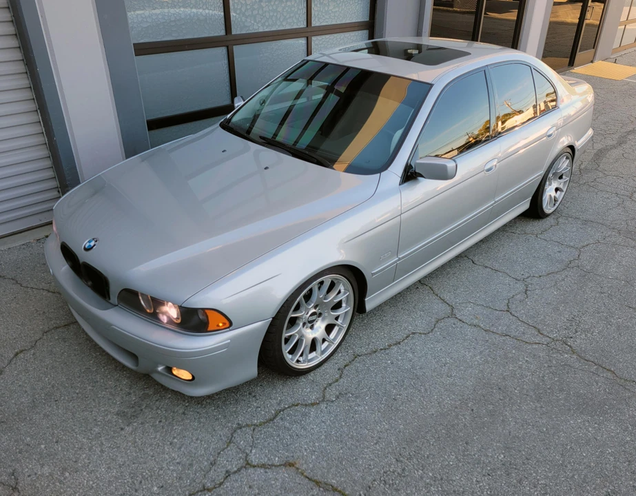 2001 BMW E39 540i - Image 7 of 31