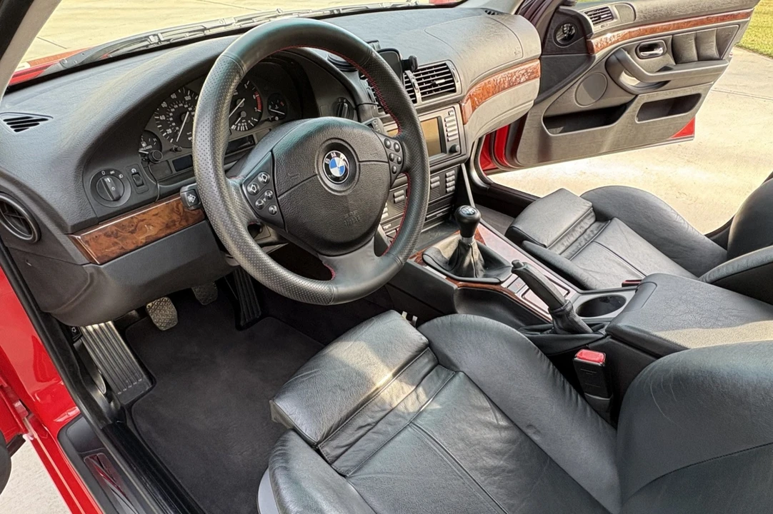 2001 BMW E39 540i - Image 5 of 8