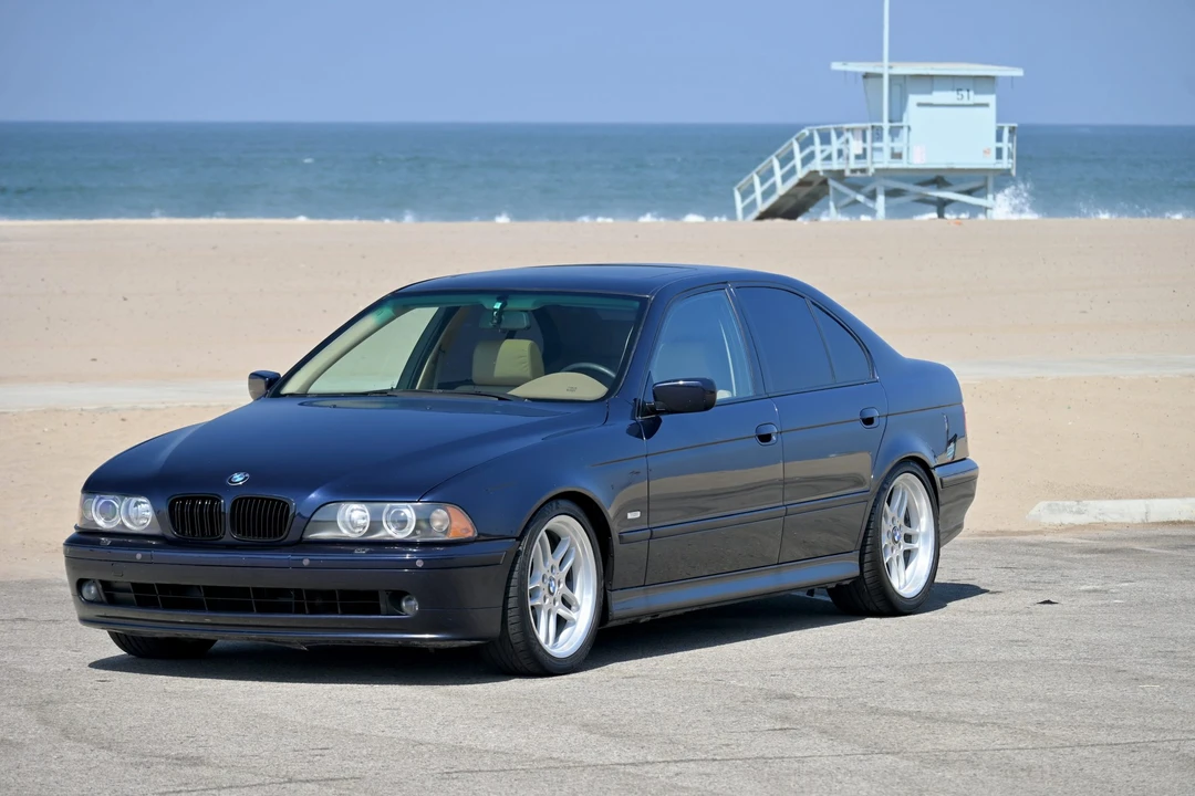 2001 BMW E39 540i - Image 8 of 31