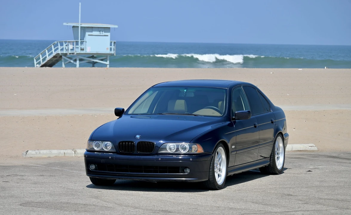 2001 BMW E39 540i - Image 2 of 31