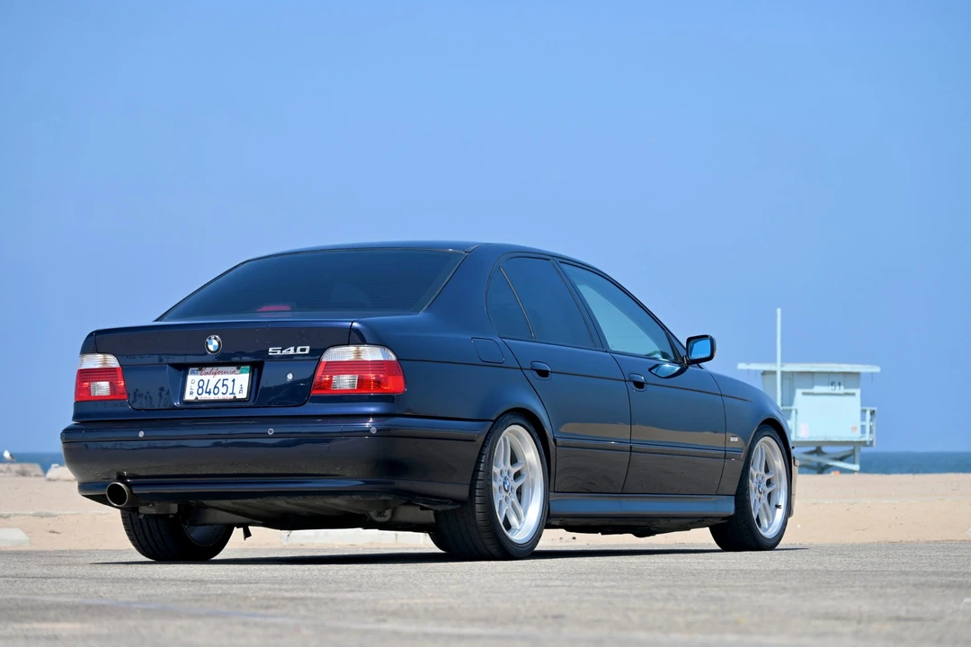 2001 BMW E39 540i - Image 30 of 31