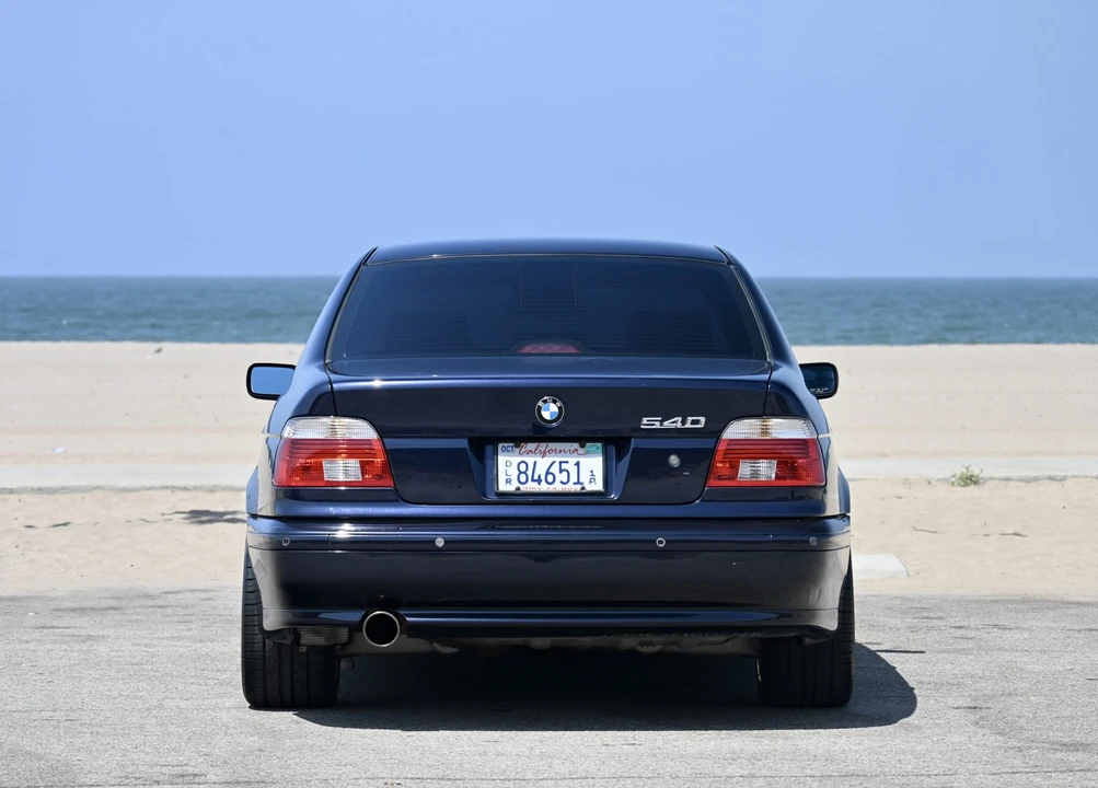 2001 BMW E39 540i - Image 28 of 31