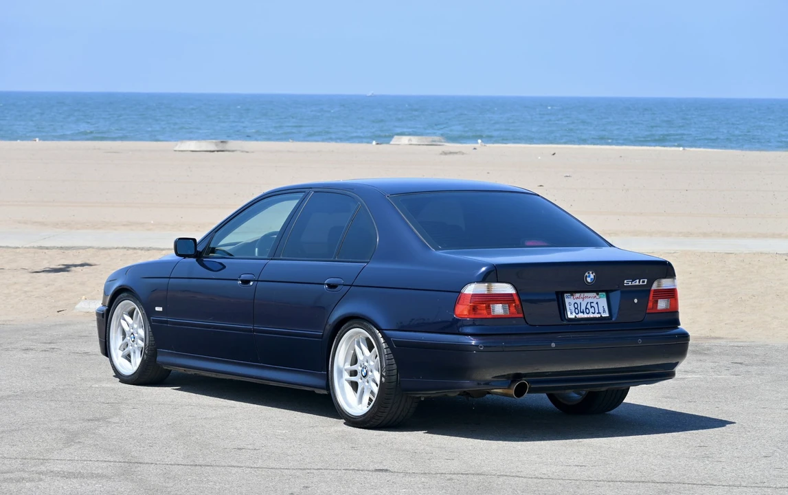 2001 BMW E39 540i - Image 25 of 31