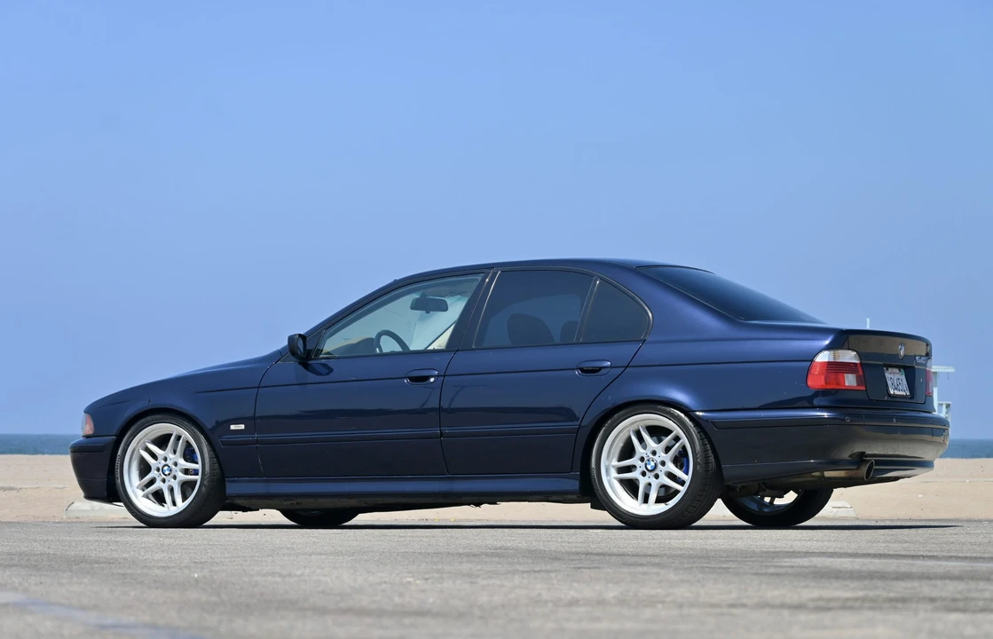 2001 BMW E39 540i - Image 19 of 31