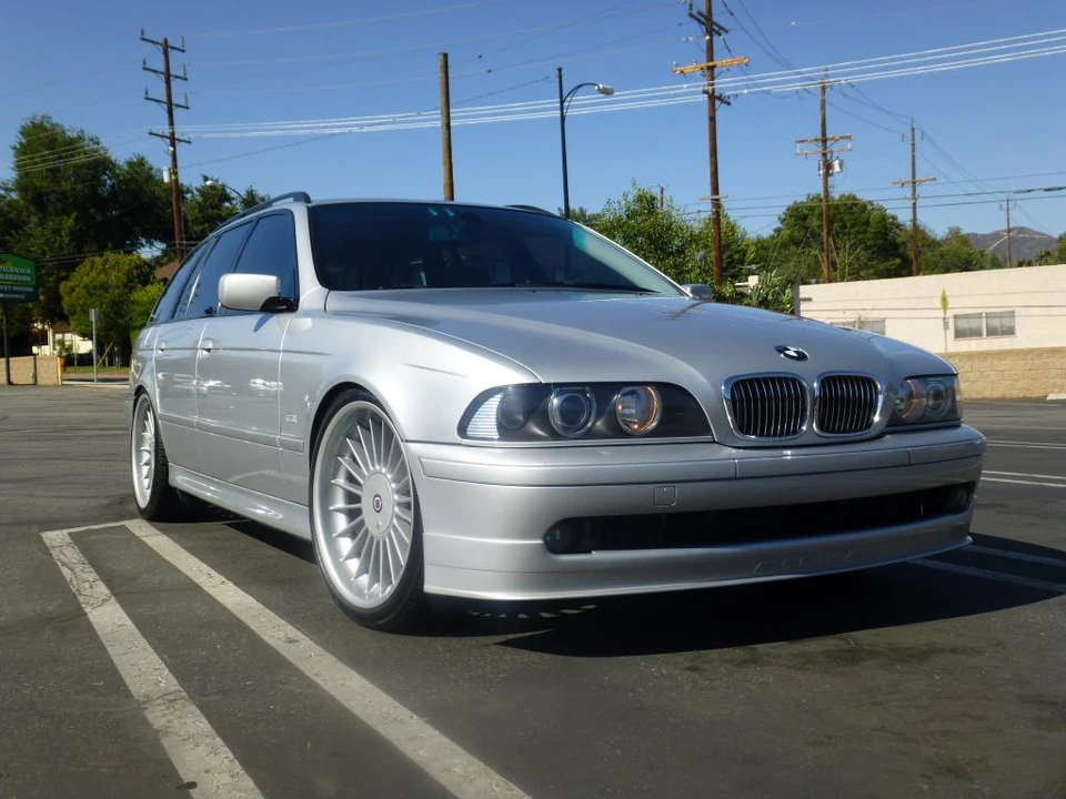 2001 BMW E39 540i - Image 2 of 31