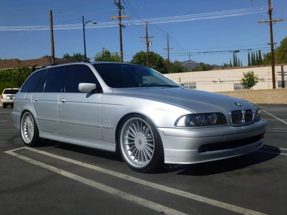 2001 BMW E39 540i - Image 29 of 31