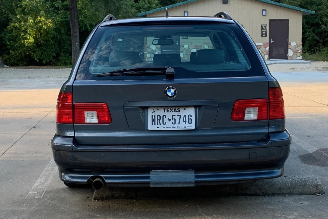 2001 BMW E39 5 Series - Image 5 of 29