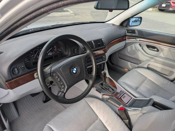 2001 BMW E39 540i - Image 6 of 21