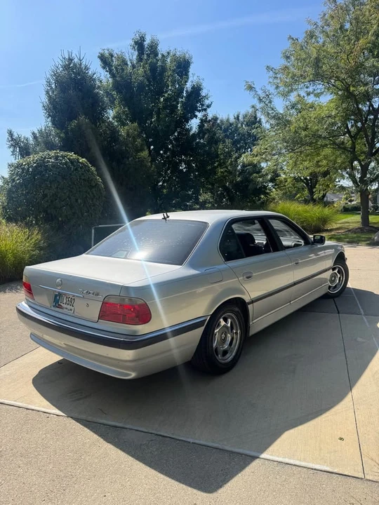 2001 BMW E38 7 Series - Image 3 of 7