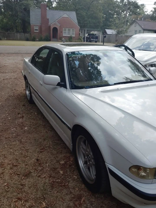 2001 BMW E38 7 Series - Image 4 of 5
