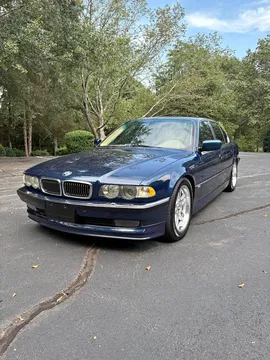 2001 BMW 7 Series 740i Sedan 4D