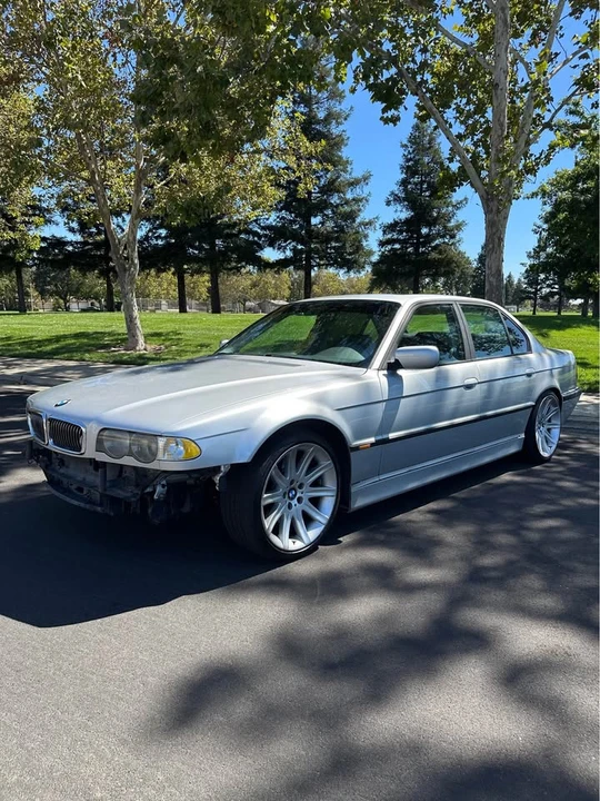 2001 BMW E38 7 Series - Image 2 of 12