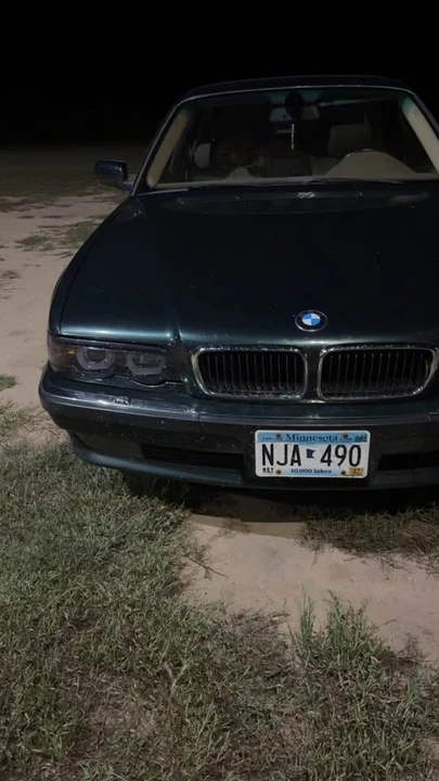 2001 BMW E38 7 Series - Image 5 of 5
