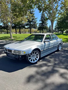 2001 BMW 7 Series 740i Sedan 4D