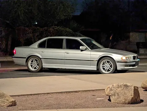 2001 BMW 7 Series 740iL