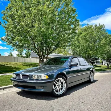 2001 BMW 7 Series 740iL