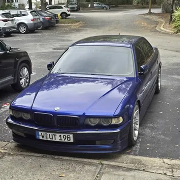 2001 BMW 7 Series 740iL Sedan