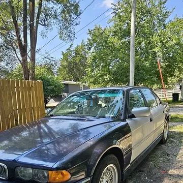2001 BMW 7 Series 740iL Sedan