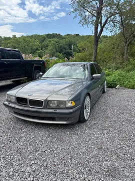 2001 BMW 7 Series 740iL Sedan 4D