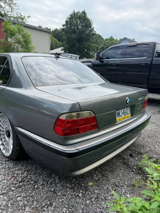 2001 BMW E38 7 Series - Image 3 of 10