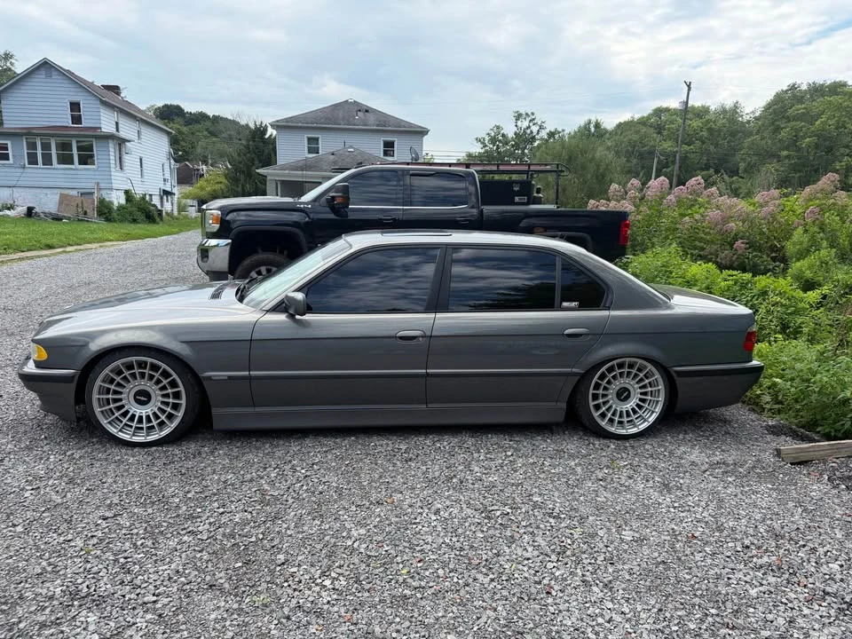 2001 BMW E38 7 Series - Image 2 of 10