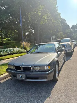 2001 BMW 7 Series 740iL Sedan