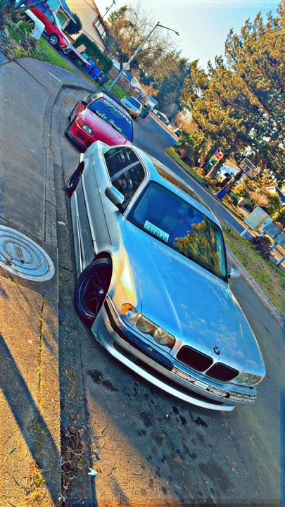 2001 BMW E38 7 Series - Image 3 of 4