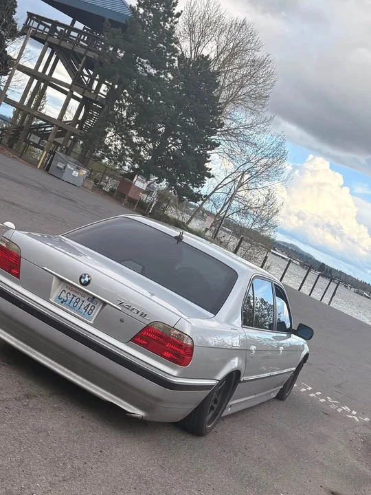 2001 BMW E38 7 Series - Image 2 of 4