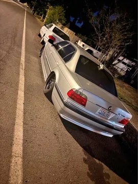 2001 BMW 7 Series 740iL Sedan 4D