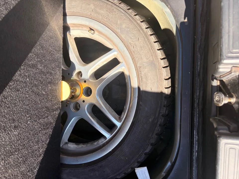 2001 BMW E38 7 Series - Image 17 of 19