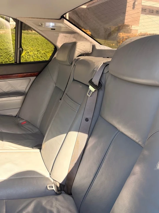2001 BMW E38 7 Series - Image 12 of 19