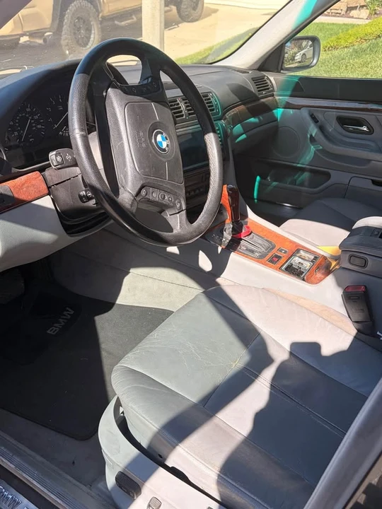 2001 BMW E38 7 Series - Image 9 of 19