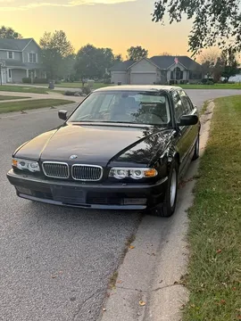 2001 BMW 7 Series 740iL Sedan 4D