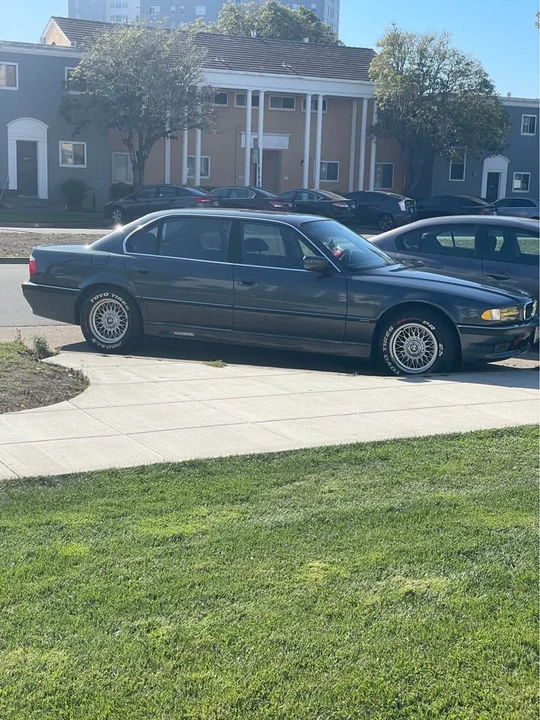 2001 BMW E38 7 Series - Image 3 of 6