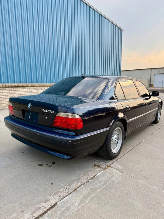 2001 BMW E38 7 Series - Image 3 of 11