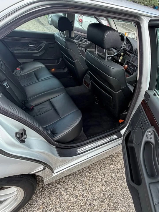 2001 BMW E38 7 Series - Image 7 of 12