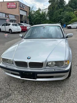 2001 BMW 7 Series 740iL Sedan 4D