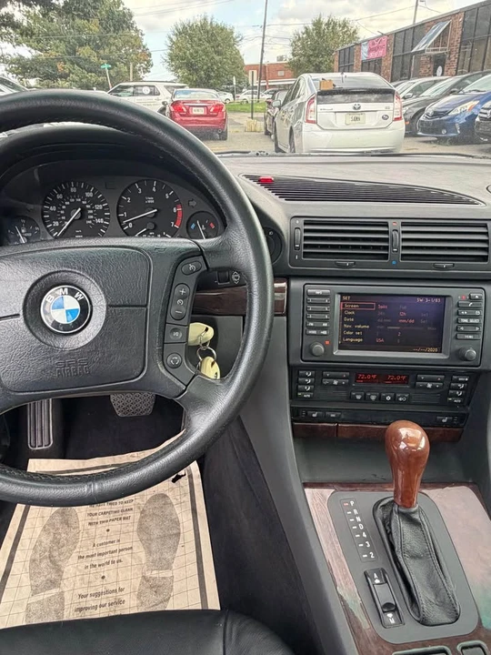 2001 BMW E38 7 Series - Image 11 of 12