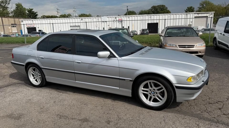 2001 BMW E38 7 Series - Image 4 of 19