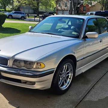 2001 BMW 7 Series